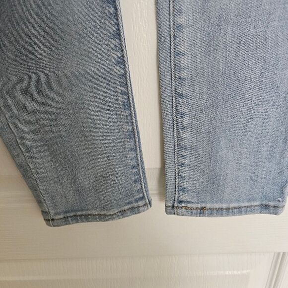 Levis Womens 711 Skinny Jeans- Light Indigo - Picture 7 of 9